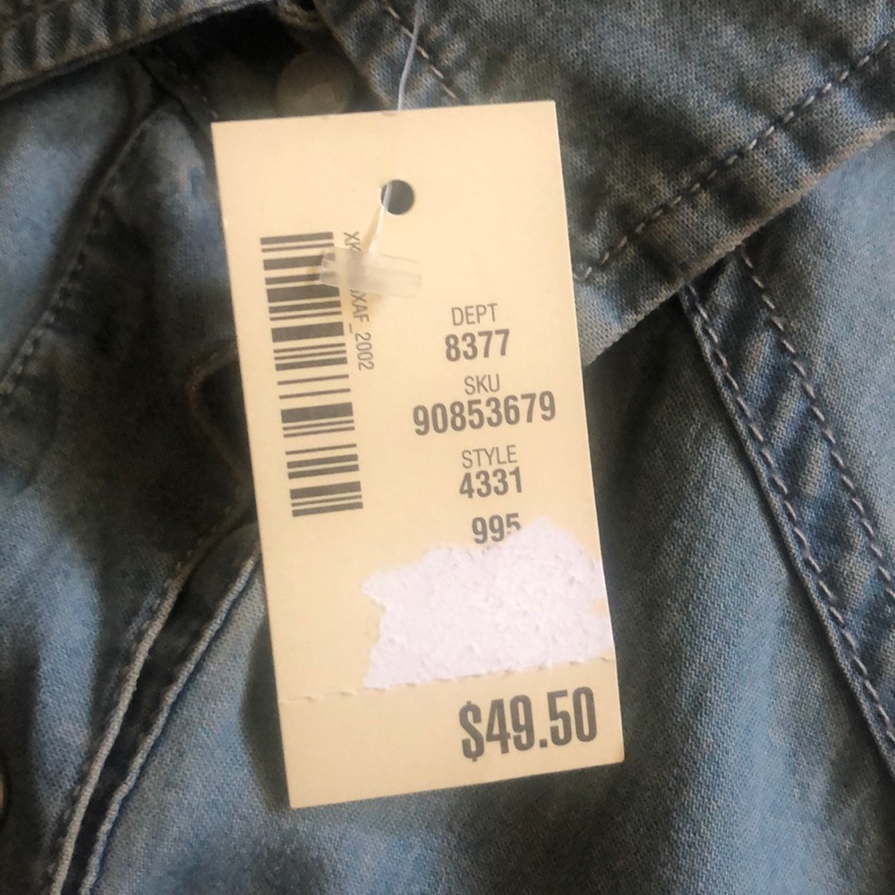 Women’s Denim Button Up - Picture 5 of 6